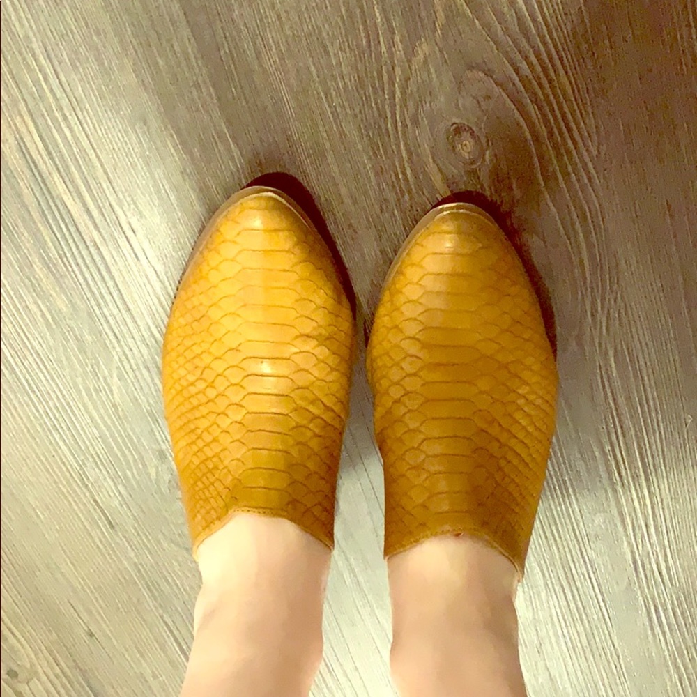 Tan faux crocodile mules